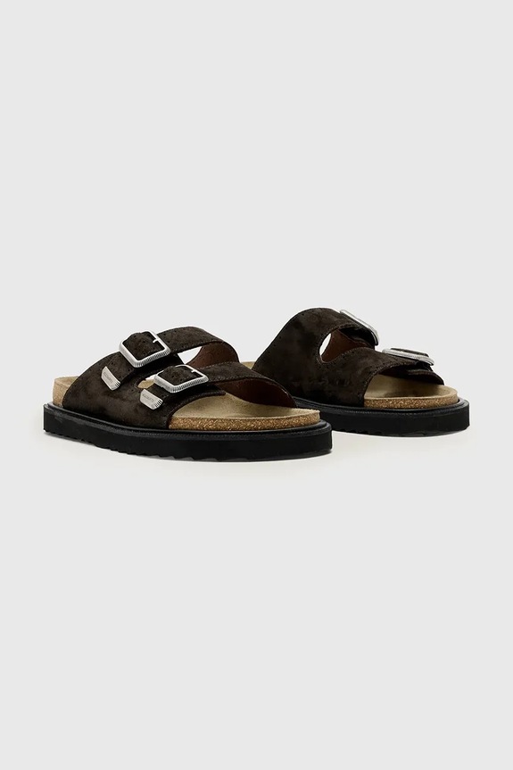 Παντόφλες σουέτ AllSaints Randal Sandal M002FC καφέ SS26