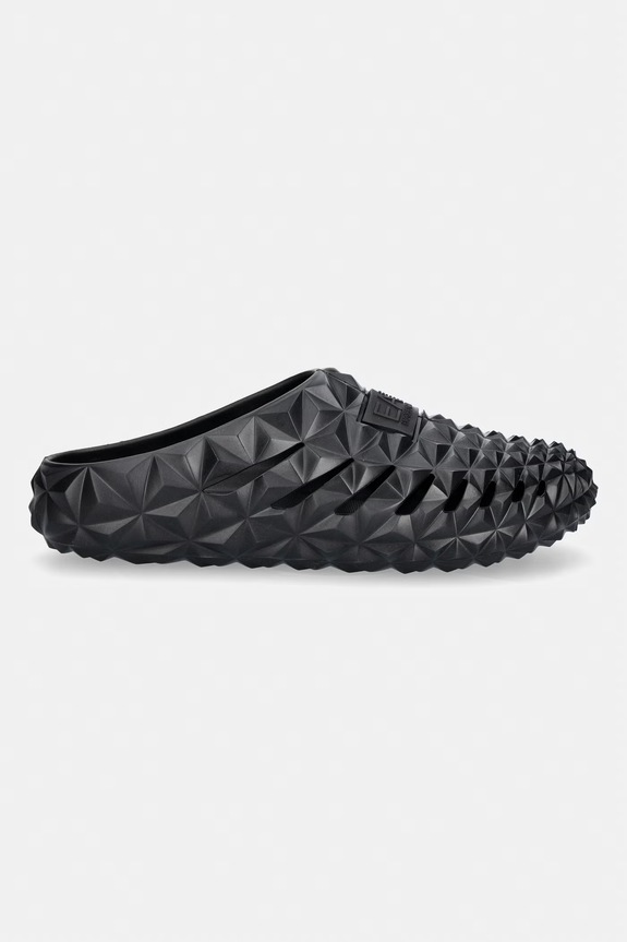 EA7 Emporio Armani papuci AF23652.7X000665 negru SS26