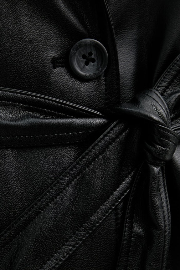 Guess płaszcz BIANKA W6RL19.WJ590 czarny