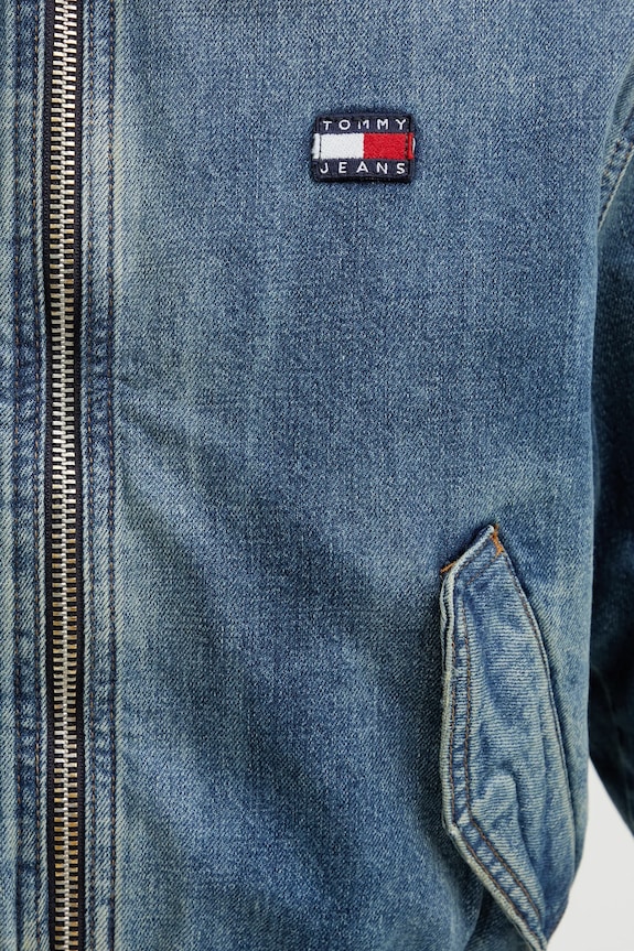 Bavlnená rifľová bunda Tommy Jeans DW0DW21982 modrá