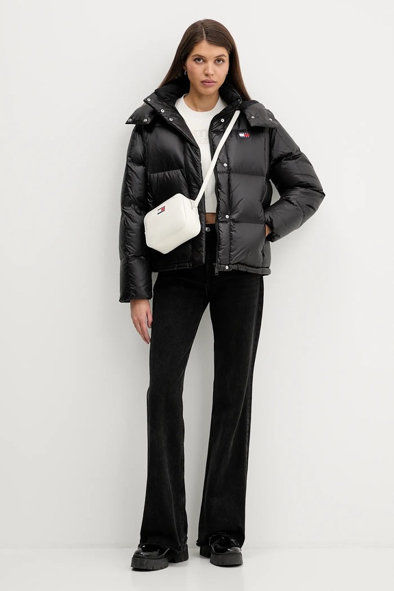 Μπουφάν με επένδυση από πούπουλα Tommy Jeans DW0DW22040 μαύρο SS26