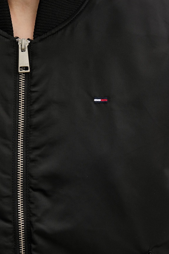 Μπουφάν bomber Tommy Jeans DW0DW22046 μαύρο