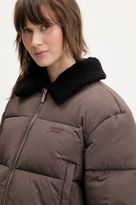 Bunda Tommy Jeans DW0DW22049 hnedá