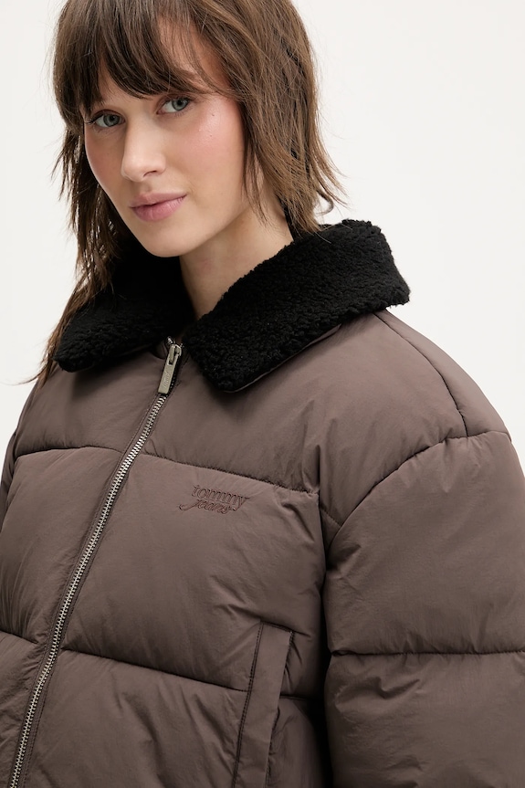 Bunda Tommy Jeans DW0DW22049 hnedá