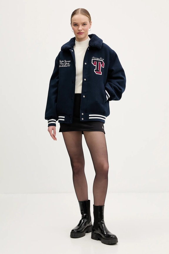 Μπουφάν με προσθήκη μάλλινου υφάσματος Tommy Jeans DW0DW22051 σκούρο μπλε SS26