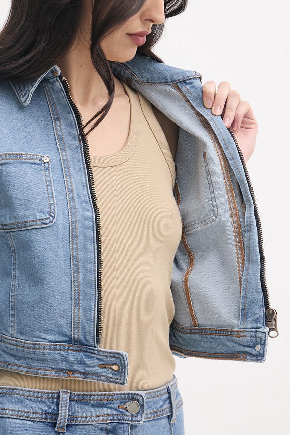 United Colors of Benetton kurtka jeansowa damska bawełniana z elastanem 2S90DN095