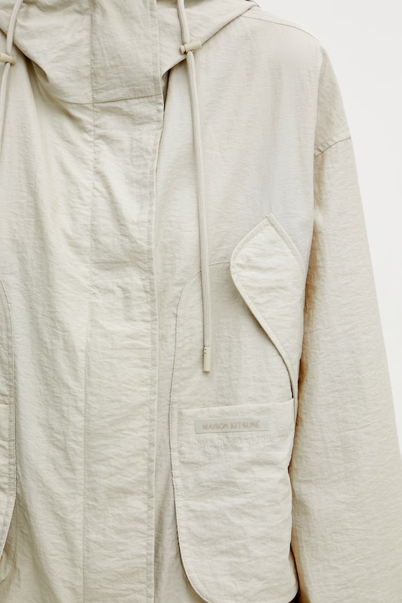Maison Kitsuné Sporty Windbreaker transitional jacket Women's beige QW02203WQ4077
