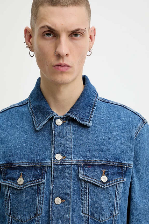 Džínová bunda Tommy Jeans modrá DM0DM22635