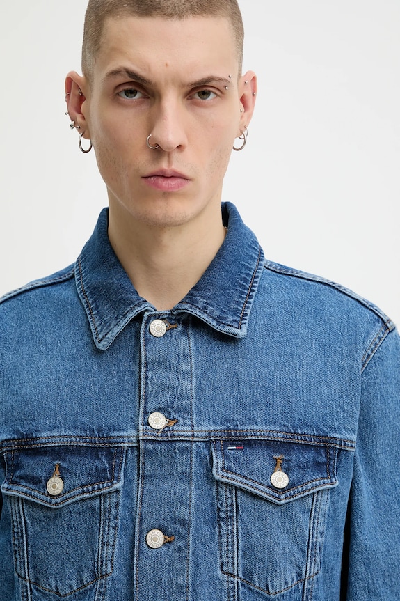 Džínová bunda Tommy Jeans modrá DM0DM22635