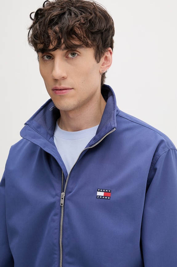 Tommy Jeans prijelazna jakna za muškarce plava DM0DM22720