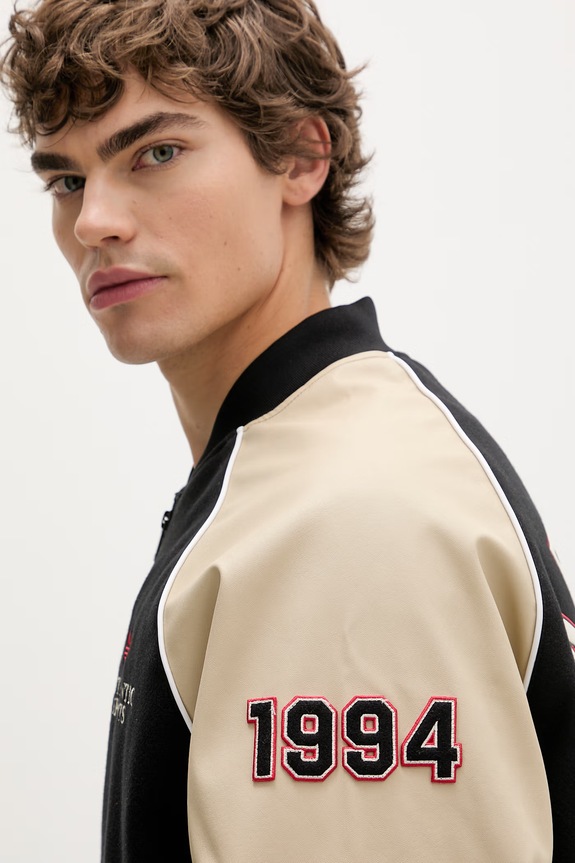 Oblačila Bomber jakna s primesjo volne adidas Originals KE2243 črna