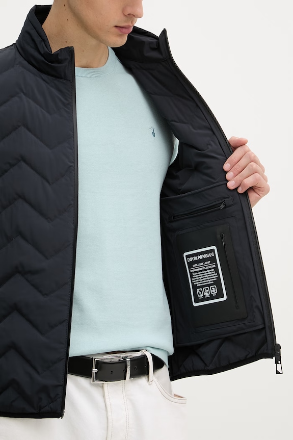 Emporio Armani vestă pentru bărbați EM004946.AF18499