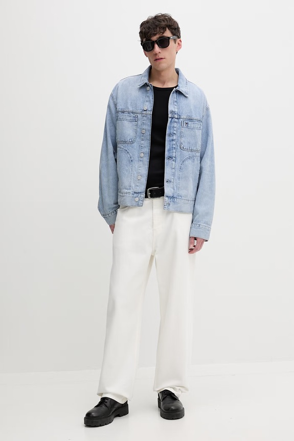 Tommy Jeans prechodná bunda pánska rifľová DM0DM22473 modrá SS26