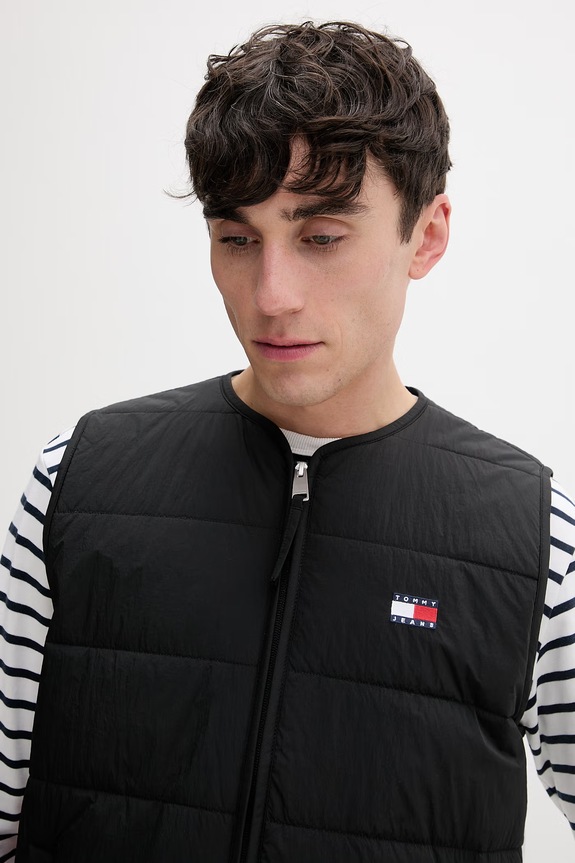 Tommy Jeans vesta pánska čierna DM0DM23069