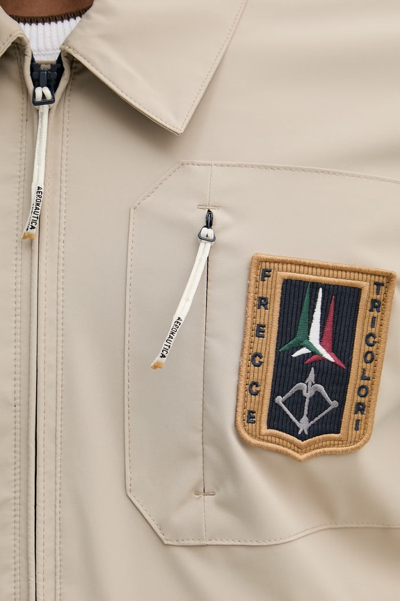 Яке Aeronautica Militare AB3049UCT04290 бежов