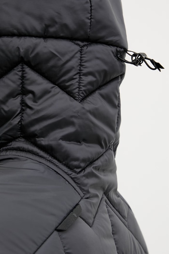 Peak Performance geacă de trekking bărbați Elevate Liner Hybrid G81150 negru