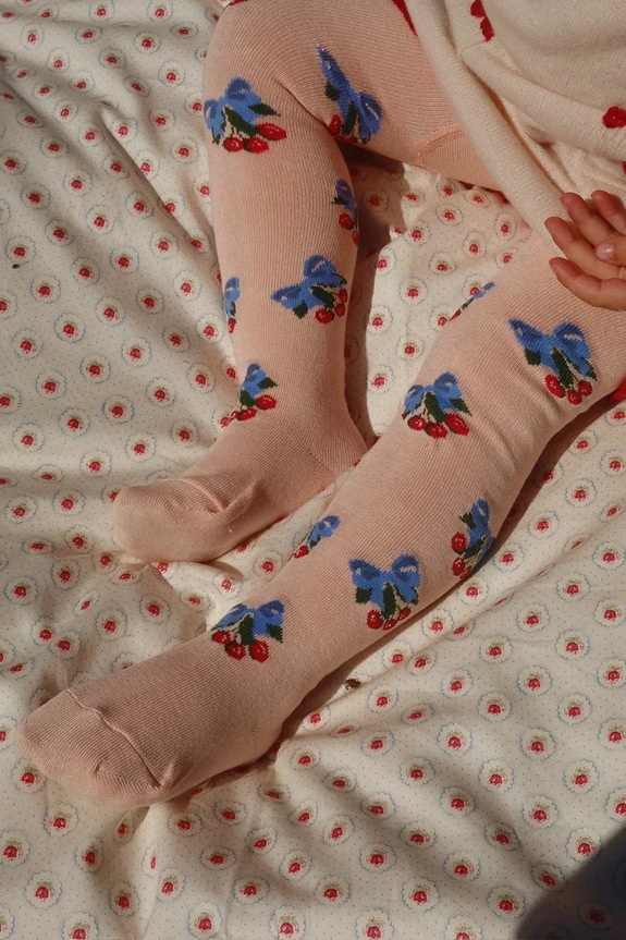 Konges Sløjd rajstopy dziecięce 2 PACK FLOWER AND CHERRY JACQUARD TIGHTS 2-pack KS104585.PPY2 różowy