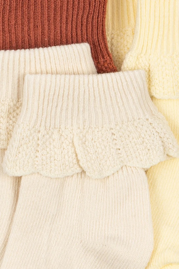 Konges Sløjd skarpety dziecięce 3 PACK FRILL SOCKS 3-pack KS105220.PPY2 multicolor SS26