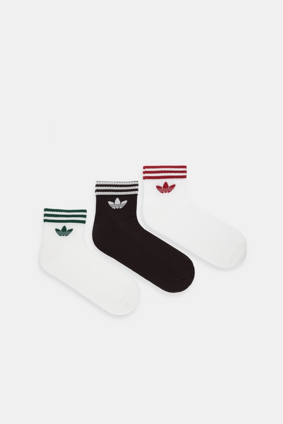 Κάλτσες adidas Originals 3-pack ψηλές κάλτσες λευκό KD8257