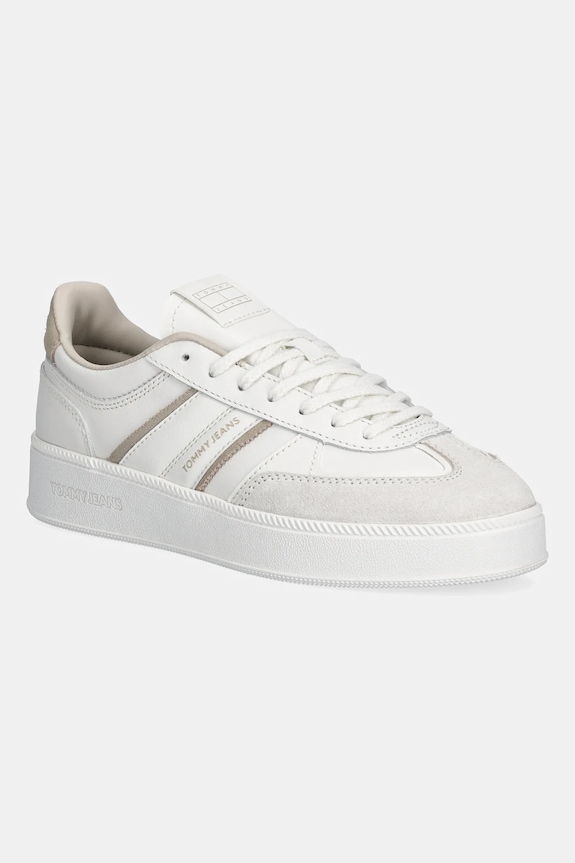 Sneakers Tommy Jeans THE GREENWICH EDGE FLATFORM δέρμα σαμουά λευκό EN0EN02900