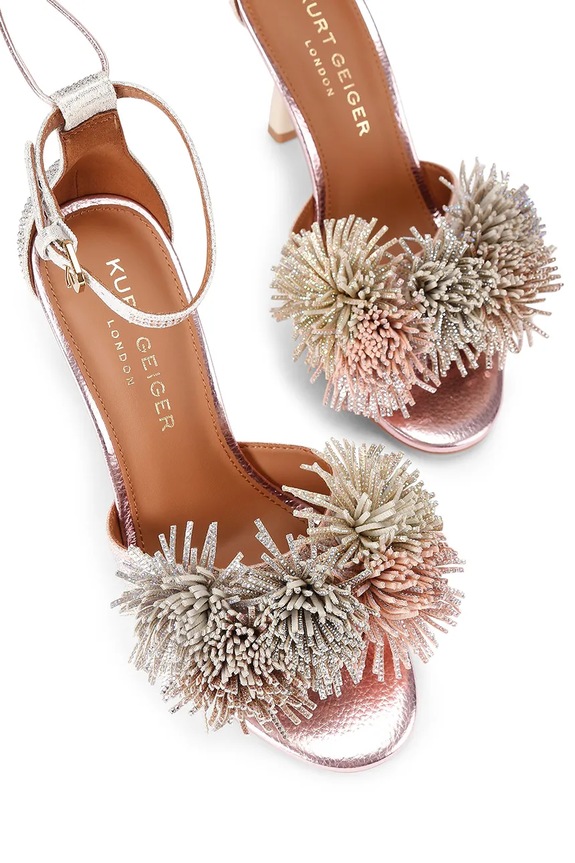 Sandale Kurt Geiger London Pom Pom Ankle Tie Sandal 4366165209 zlatna SS26
