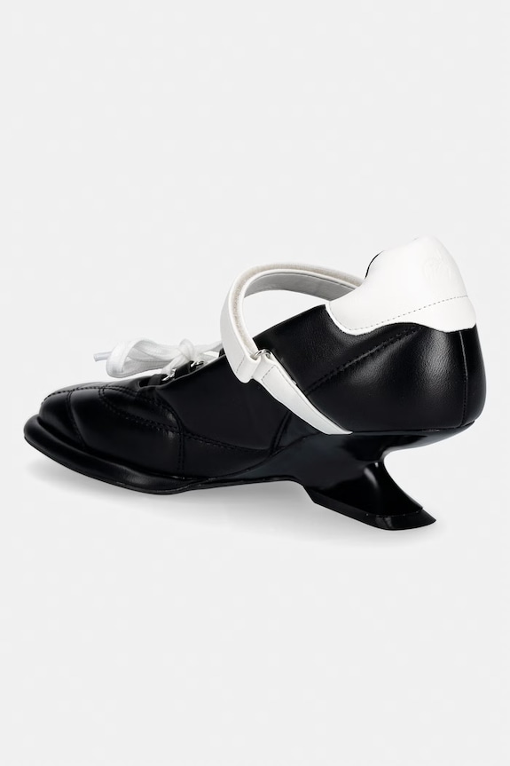 Obuv Koi Footwear lodičky na nízkom podpätku Adria Padded Kitten Heel Mary Janes NV02 čierna