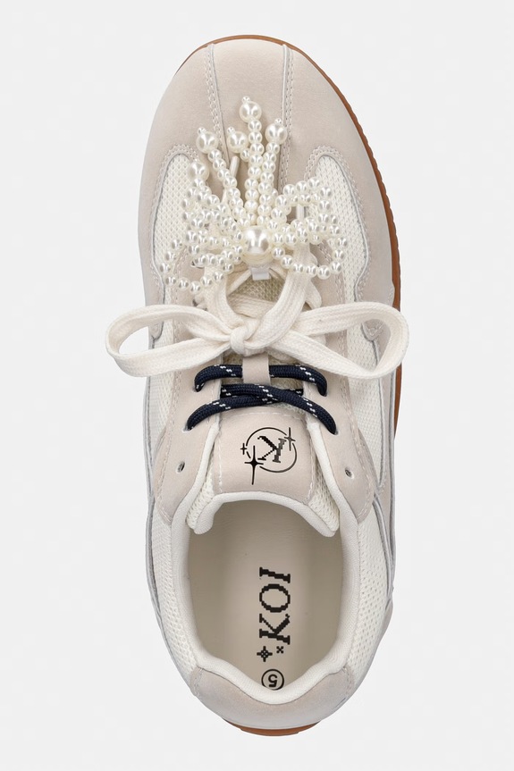 Koi Footwear Wanderlust Flat Pearl Trainers sneakers da donna beige Wanderlust