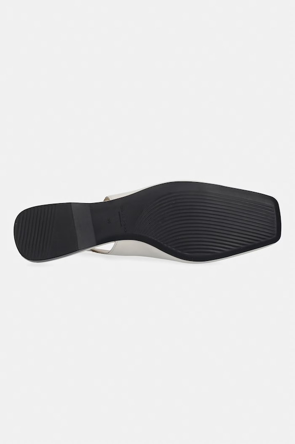 Vagabond Shoemakers baleríny kožené DELIA 5907.201.02 béžová