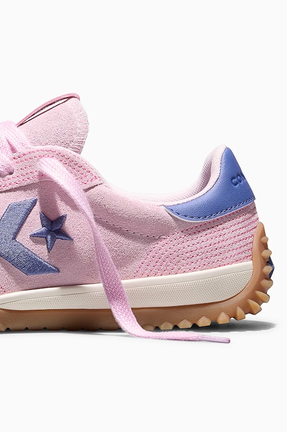 Σουέτ sneakers Converse Run Star Trainer A16076C