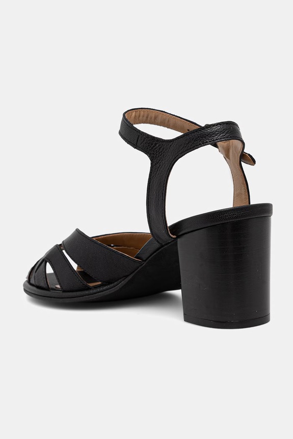 Obuwie Fly London sandały na słupku skórzane MEBU450FLY P145450003 czarny