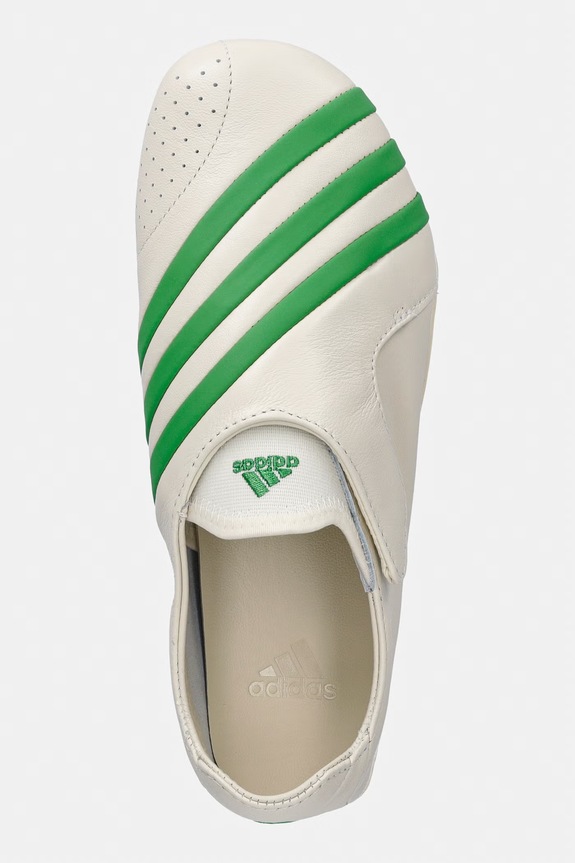 adidas Originals x Pharrell Williams YOGA VARIO FLAT EARTHER маратонки от кожа бежов KI7669