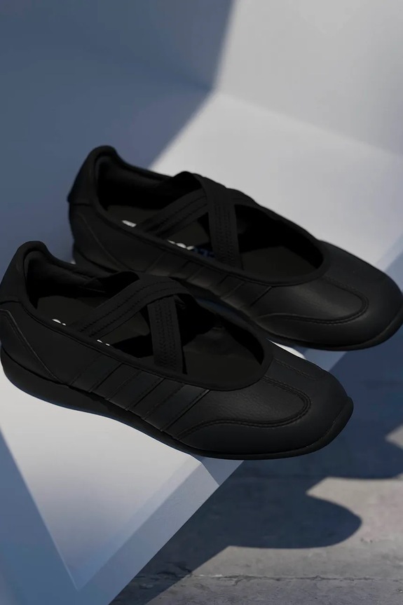Παιδικές μπαλαρίνες adidas BARREDA MARY JANE JS2432