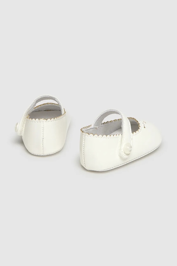 Fete Mayoral Newborn pantofi pentru bebeluși 9092.2N.Newborn.PPY2 alb