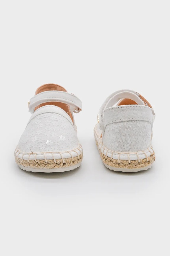 Παιδικές εσπαντρίγιες Mayoral 41749.42A.Baby.PPY2 λευκό SS26