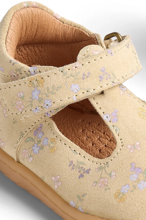 Dziewczynka Wheat półbuty dziecięce zamszowe WF622.02 pomarańczowy