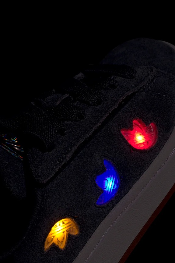 Дитячі замшеві кросівки adidas Originals CAMPUS 00s LED LIGHTS IH6382