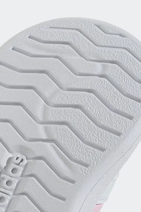 Детски маратонки adidas STREETTALK JQ8603