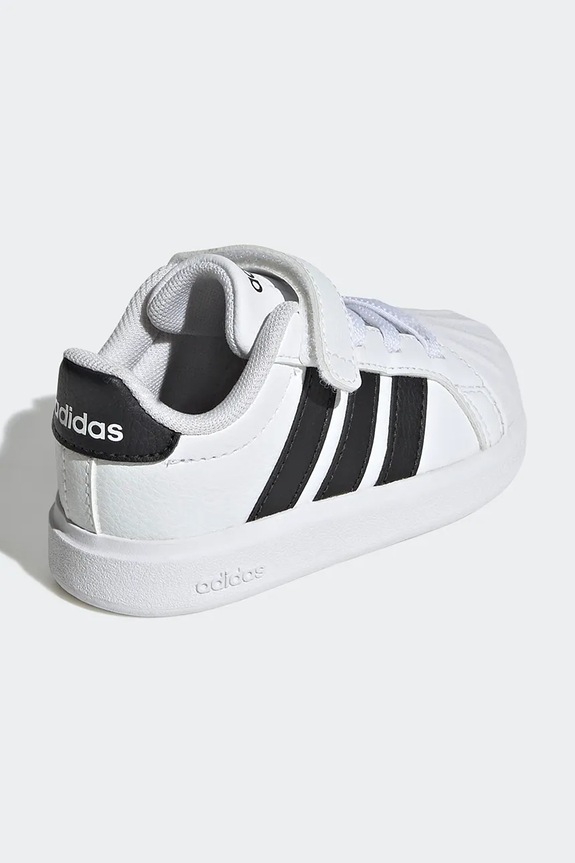 Момче Детски маратонки adidas STREETTALK JQ6145 бял