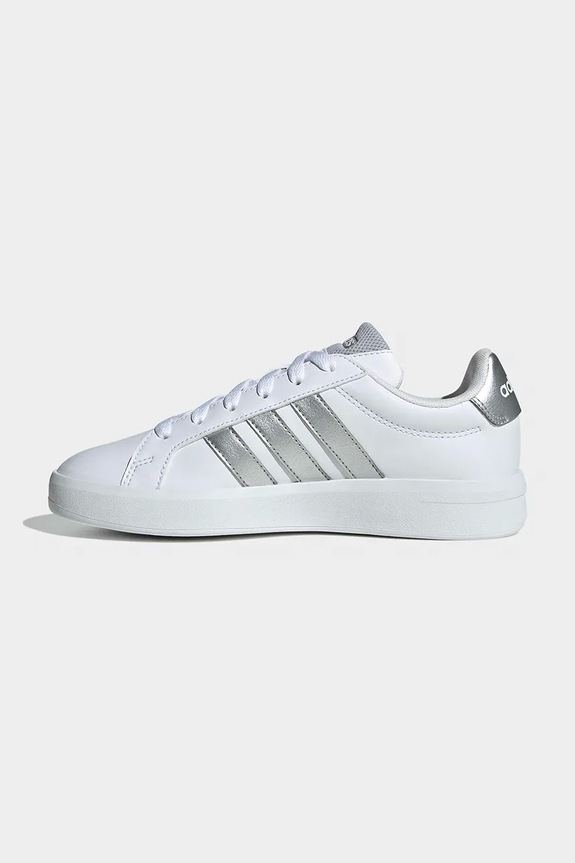 Детски маратонки adidas GRAND COURT 3.0 бял JP9363