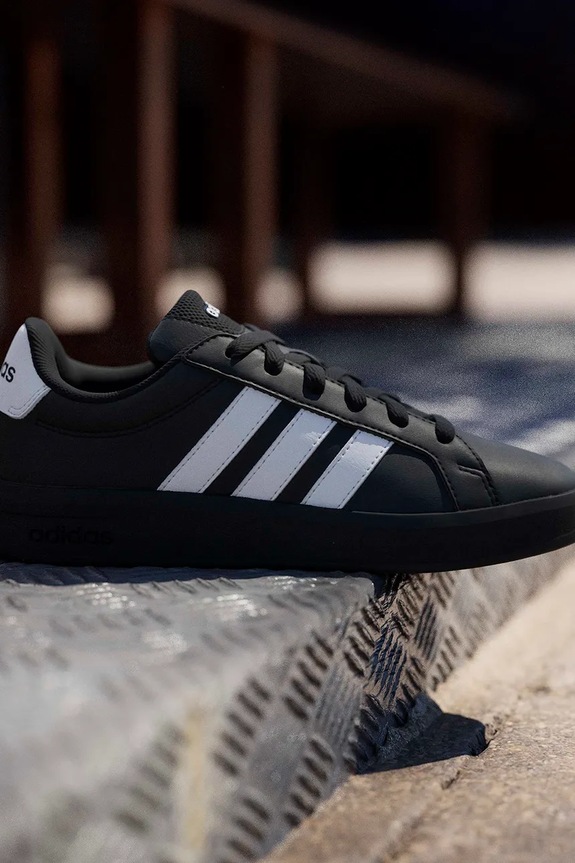 Παιδικά sneakers adidas GRAND COURT 3.0 KJ4367