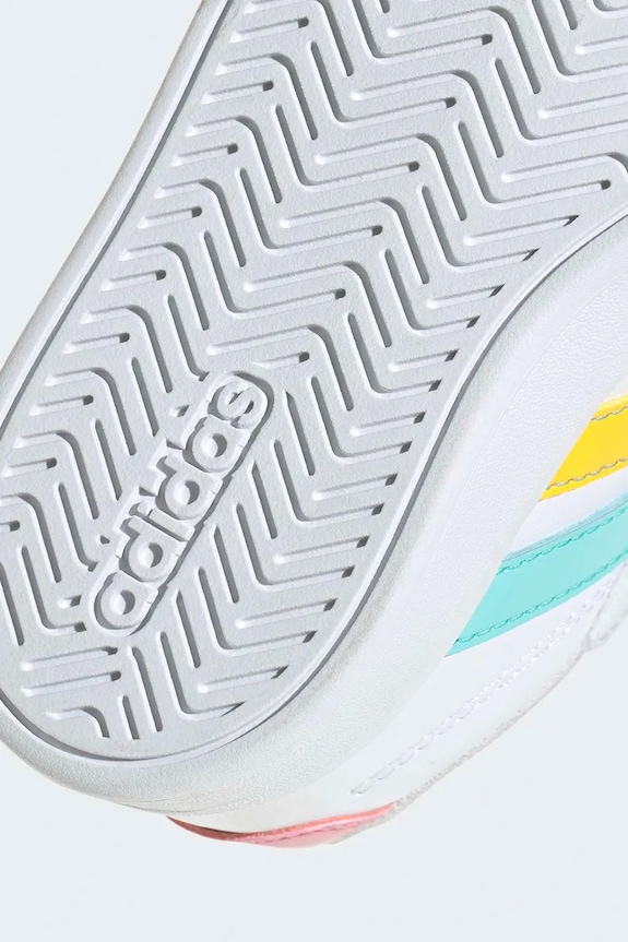 Dětské tenisky adidas GRAND COURT 3.0 KI6504