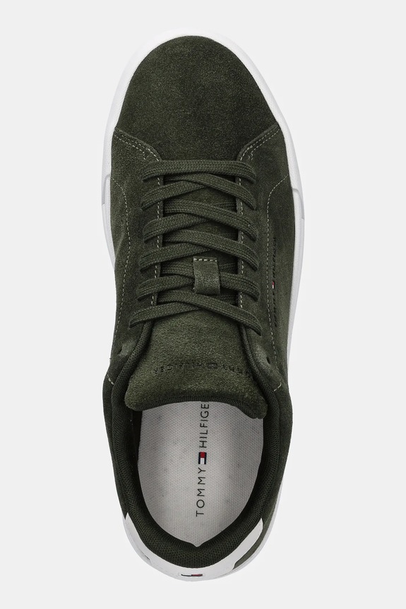 Semišové tenisky Tommy Hilfiger TH COURT CORE SUEDE zelená FM0FM05716