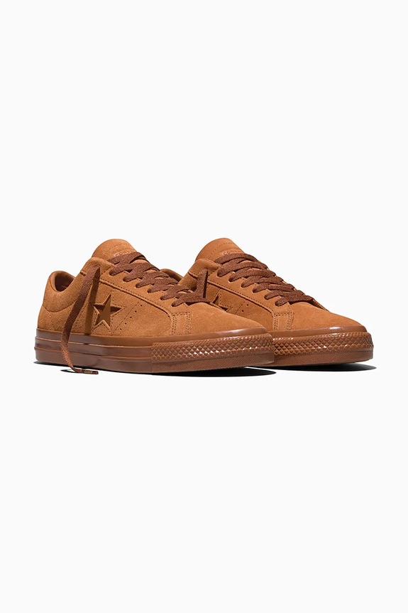 Superge iz semiša Converse One Star Pro A15822C rjava SS26
