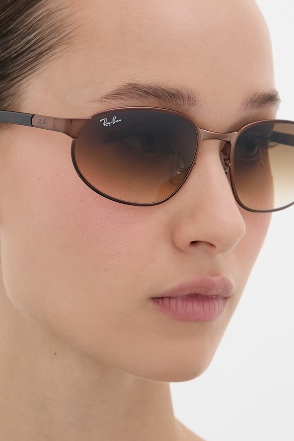 Ray-Ban napszemüveg 0RB3777