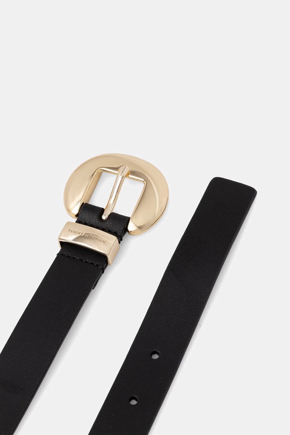Tommy Hilfiger remen za žene od kože AW0AW18559 crna SS26