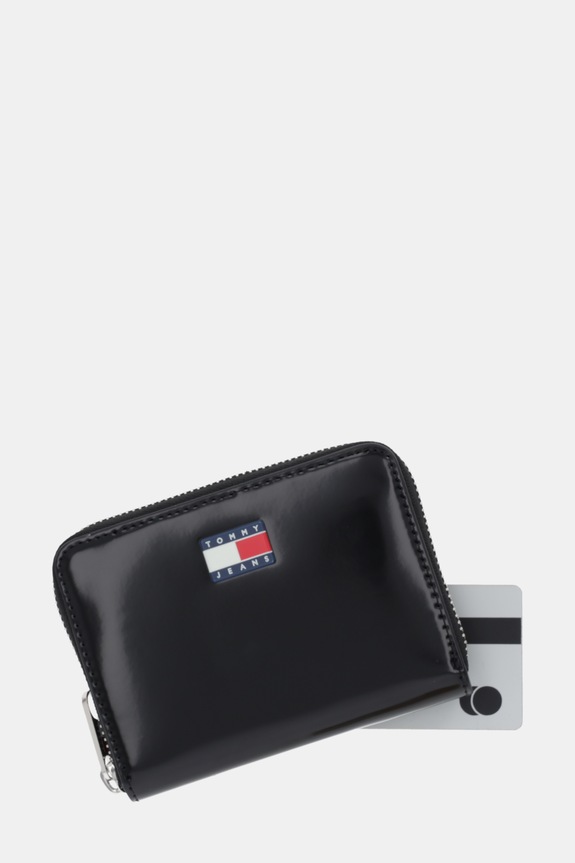 Πορτοφόλι Tommy Jeans μαύρο AW0AW18090