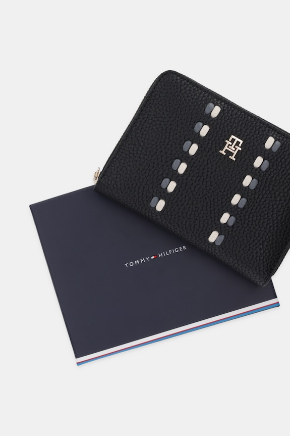Peňaženka Tommy Hilfiger AW0AW18132 čierna