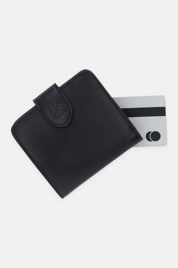 Calvin Klein portfel damski skórzany czarny LV04F1109G