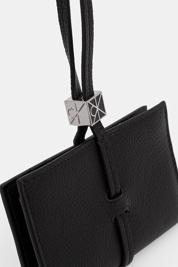 Doplnky Calvin Klein peňaženka dámska kožená LV04F1130G čierna