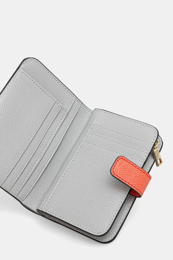 Doplnky Furla peňaženka dámska kožená Camelia WP00315.ARE000.4506S oranžová